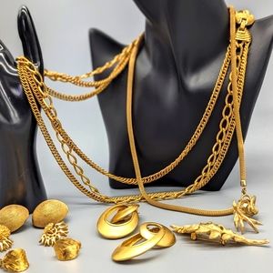 Earrings,necklace bulk sale.  Including Gift 🎁the Monet golden earring are sold